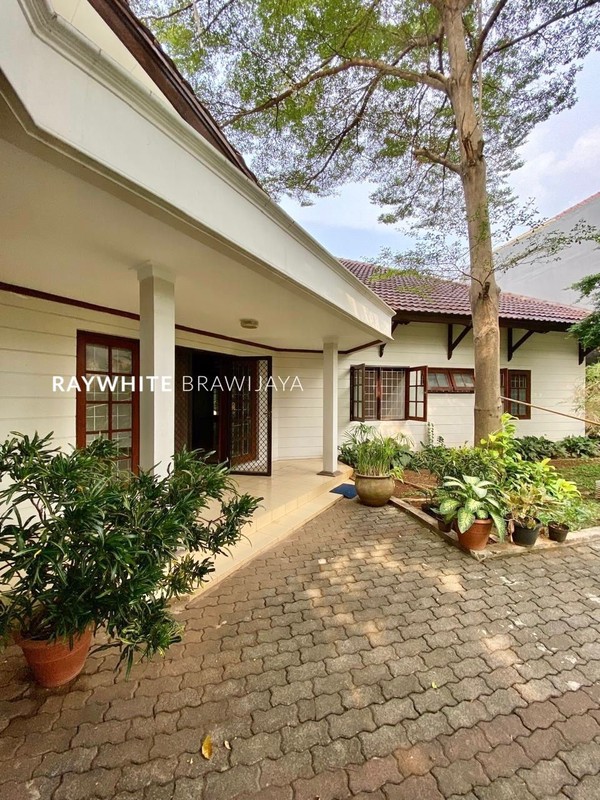 Rumah Siap Huni Luas dan Nyaman at Pejaten Barat