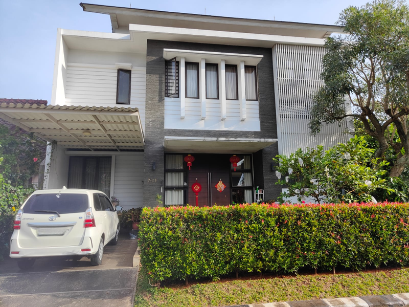 Rumah Siap Huni dan Nyaman di Alam Sutera - dekat Tol Alam Sutera