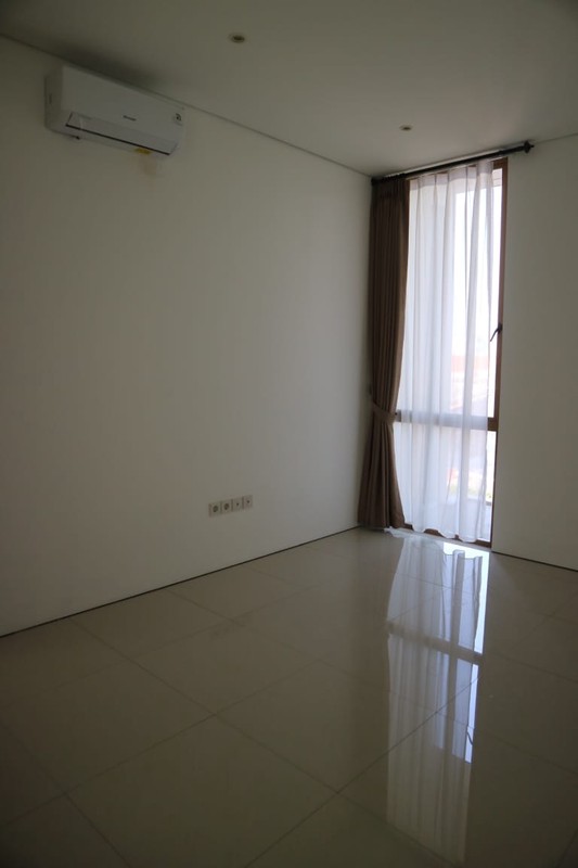 Rumah Dengan Private Pool Di Townhouse Cilandak Barat Jakarta Selatan