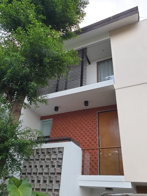 Rumah Dengan Private Pool Di Townhouse Cilandak Barat Jakarta Selatan