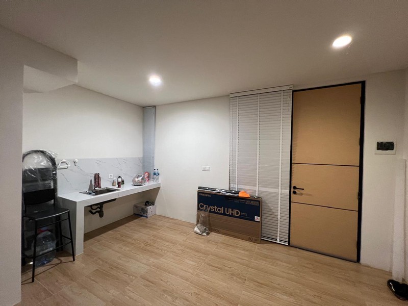 Dijual rumah di Cendana icon estate Lippo karawaci Tangerang