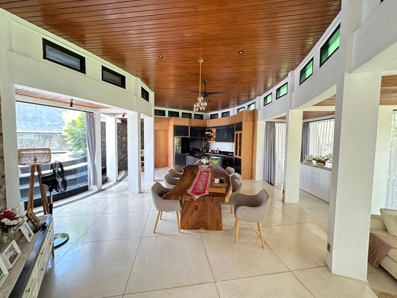 Luxury Villa in Nusa Dua Hills - Bali