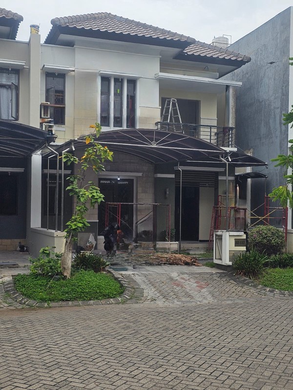 Rumah Baru Renovasi Siap Huni Royal Residence Surabaya Barat 