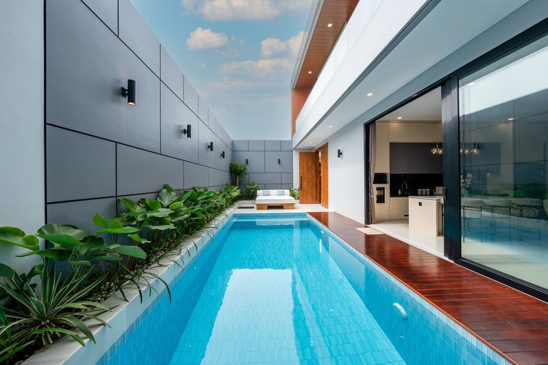 For Sale: Luxurious Modern Villa in Berawa, Canggu