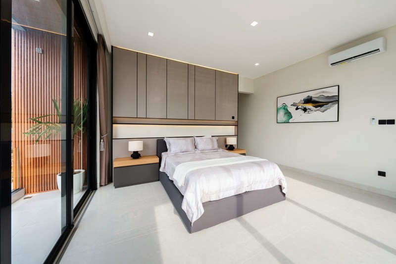 For Sale: Luxurious Modern Villa in Berawa, Canggu