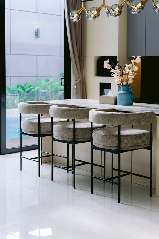 For Sale: Luxurious Modern Villa in Berawa, Canggu