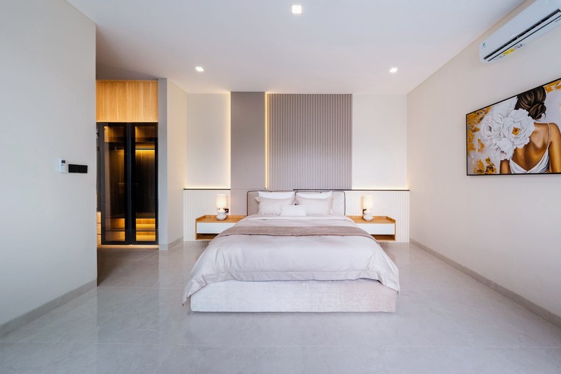 For Sale: Luxurious Modern Villa in Berawa, Canggu