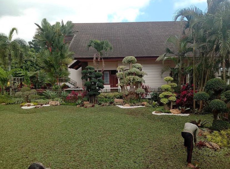 Dijual 2500 m2 Villa Puncak Prigren - Ledug - Pasuruan - Jawa Timur - Full Furnished - Mewah 2 Lantai - Taman Hijau Asri Luas - Udara Sejuk - Air Pegunungan GRATIS  - Surat HGB