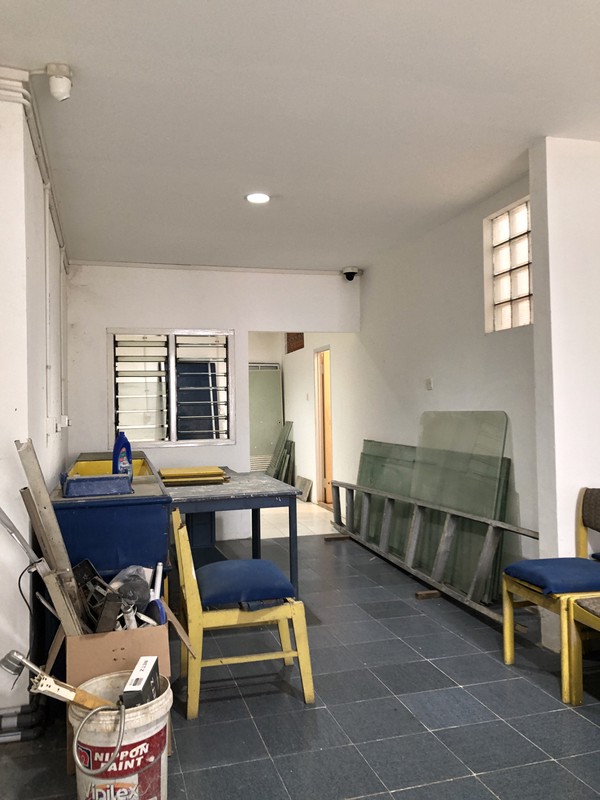 Rumah Strategis Benhil Cocok Untuk Usaha Bebas Banjir