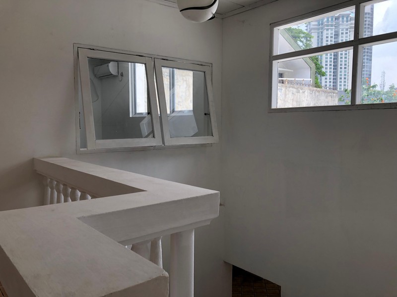 Rumah Strategis Benhil Cocok Untuk Usaha Bebas Banjir