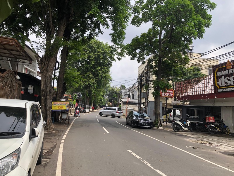 Rumah Strategis Benhil Cocok Untuk Usaha Bebas Banjir