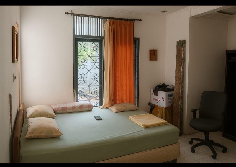 Rumah Siap Huni dengan Hunian Nyaman dan Asri @ Ciputat (SHM)