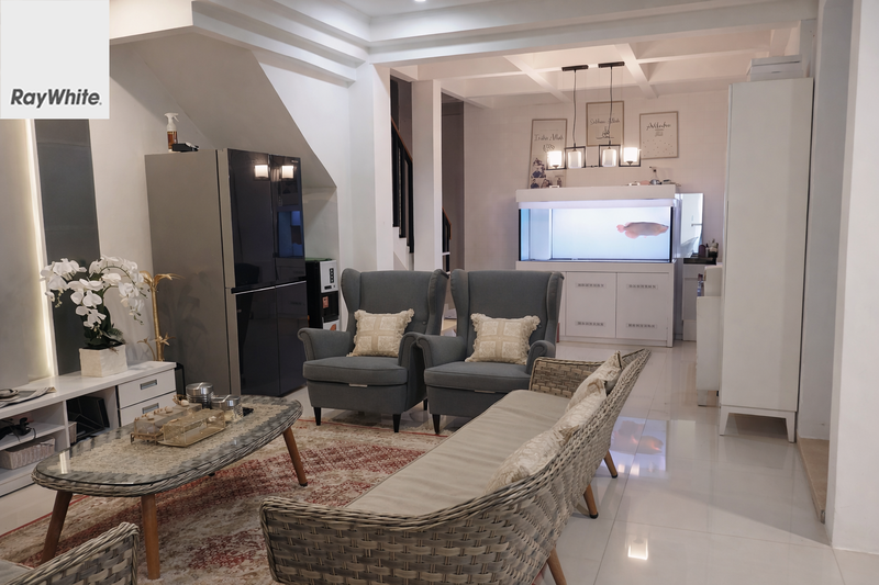 FOR SALE Rumah 3.5 Lantai Bendungan Hilir Jakarta Pusat