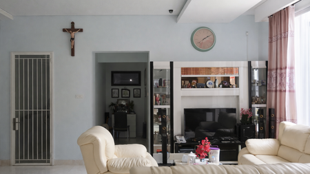 Rumah bagus 3 Lantai di Regency Melati Mas BSD City