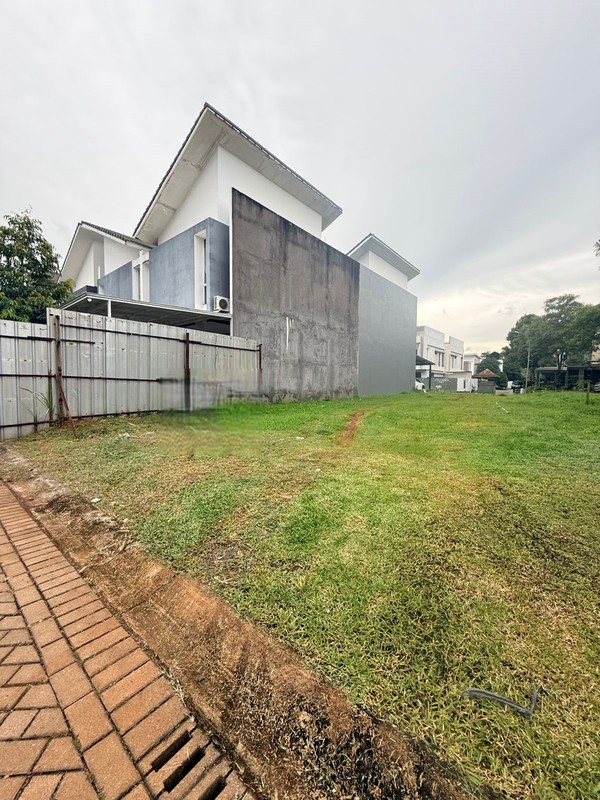 Kavling siap bangun dalam perumahan di Bintaro Jaya