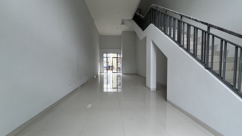 Dijual Ruko 3 Lantai Siap Pakai, Unit Terbatas! Lokasi Strategis Dan Ramai @Gading Serpong