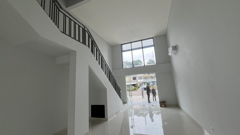 Dijual Ruko 3 Lantai Siap Pakai, Unit Terbatas! Lokasi Strategis Dan Ramai @Gading Serpong