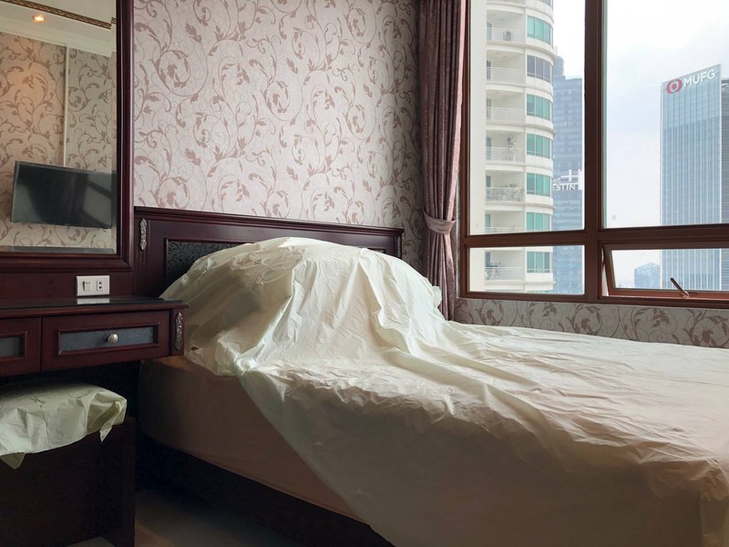 Denpasar Residence 3BR Fully Furnished - Corner Unit