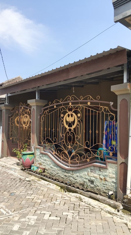 Rumah SHM Taman Menganti Mas Gresik LT 105 m²