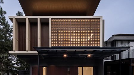 Rumah baru dengan spek material tinggi di FORESTA BSD CITY, Dekat AEON MAll