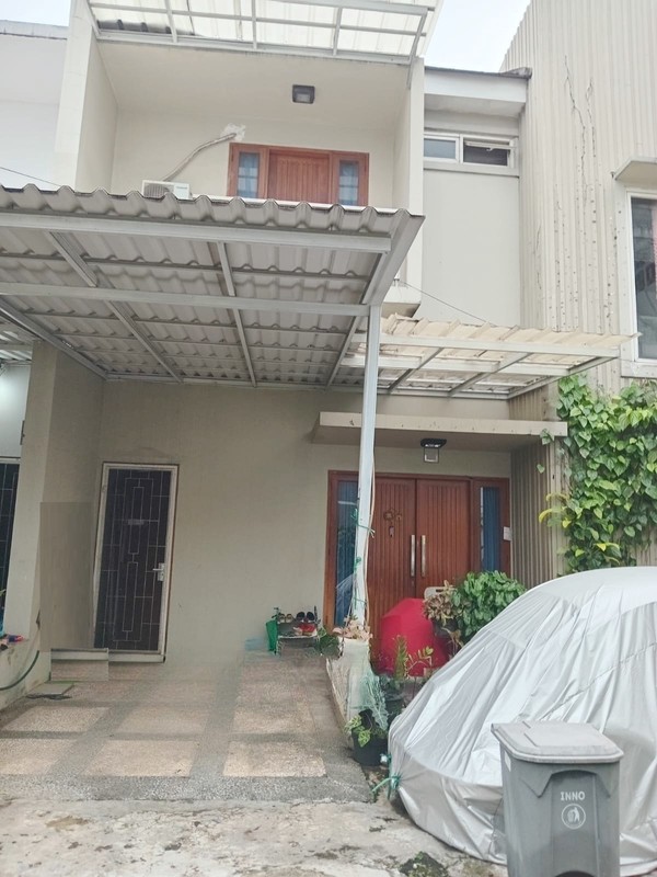 Rumah 2 Lantai, Bebas banjir lokasi strategis di Pondok Aren