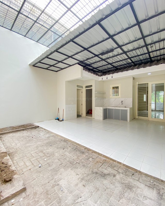 2008. San Antonio Pakuwon City Surabaya Timur