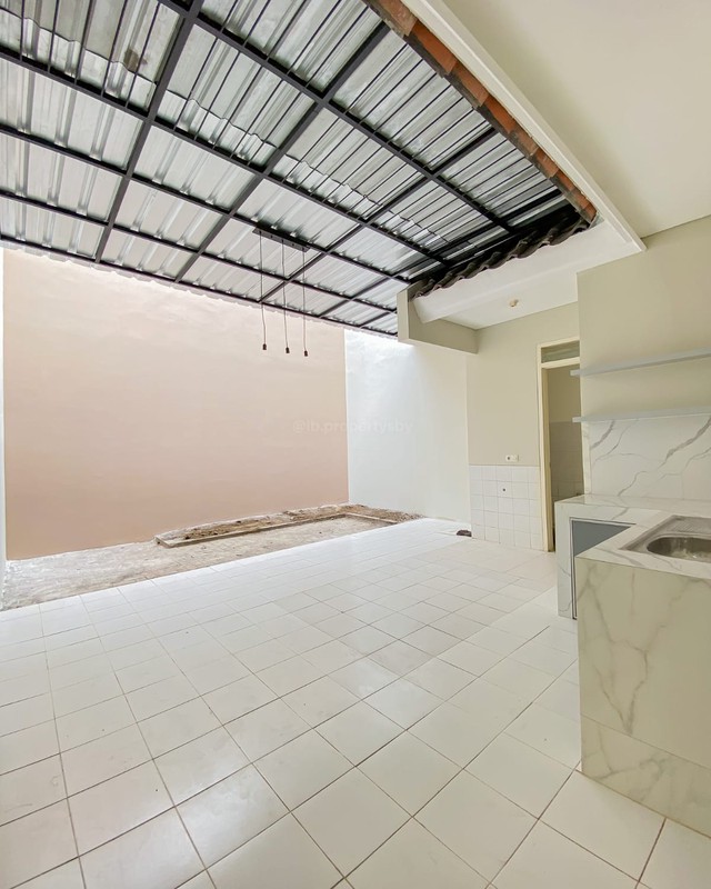 2008. San Antonio Pakuwon City Surabaya Timur