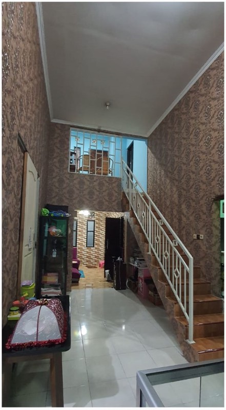 Rumah 2 Lantai SHM Pagesangan Jambangan Surabaya 5 KT