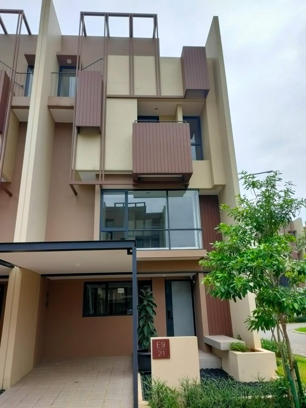 disewakan rumah di tabebuya impresa haus BSD Tangerang 