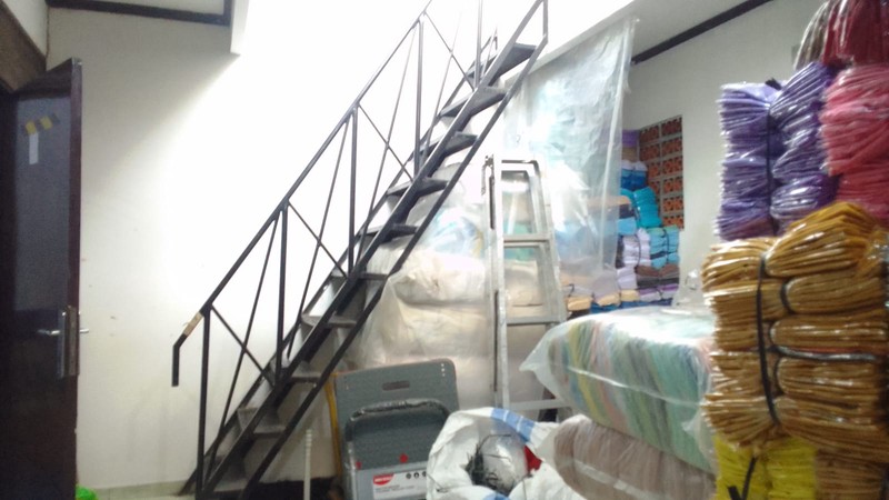 Rumah Kondisi Terawat Baik, Di Tebet Timur Dekat St. KA Tebet