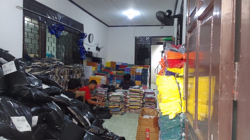 Rumah Kondisi Terawat Baik, Di Tebet Timur Dekat St. KA Tebet