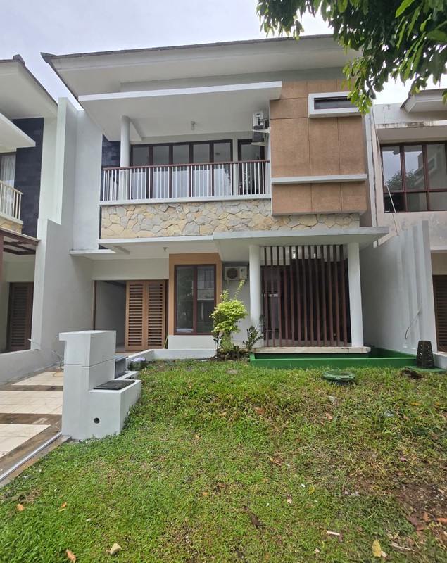 Disewakan Rumah  Bagus Siap Huni Di Cluster Discovery Fiore Bintaro Jaya