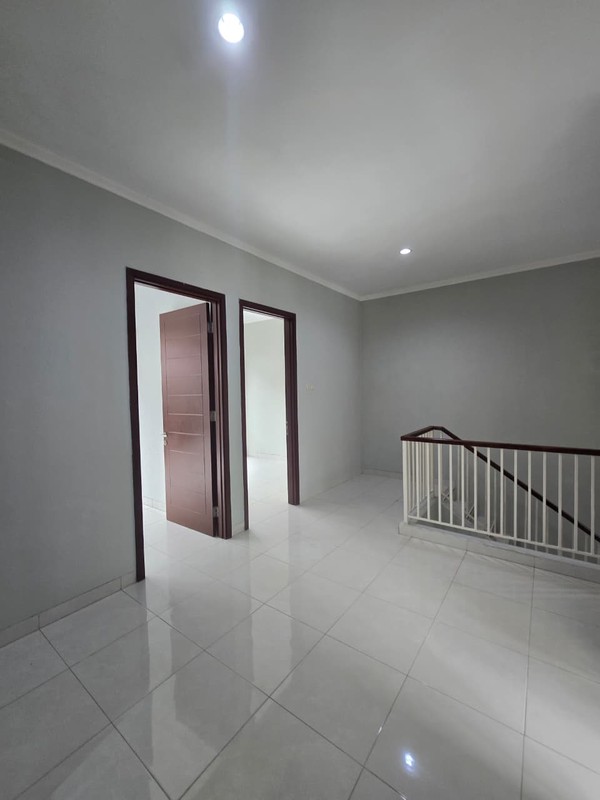 Disewakan Rumah  Bagus Siap Huni Di Cluster Discovery Fiore Bintaro Jaya