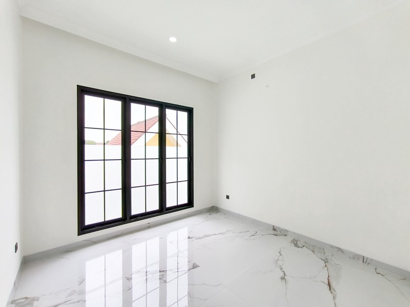 Rumah Mewah, American Classic, Siap Huni di BIntaro Sektor 3