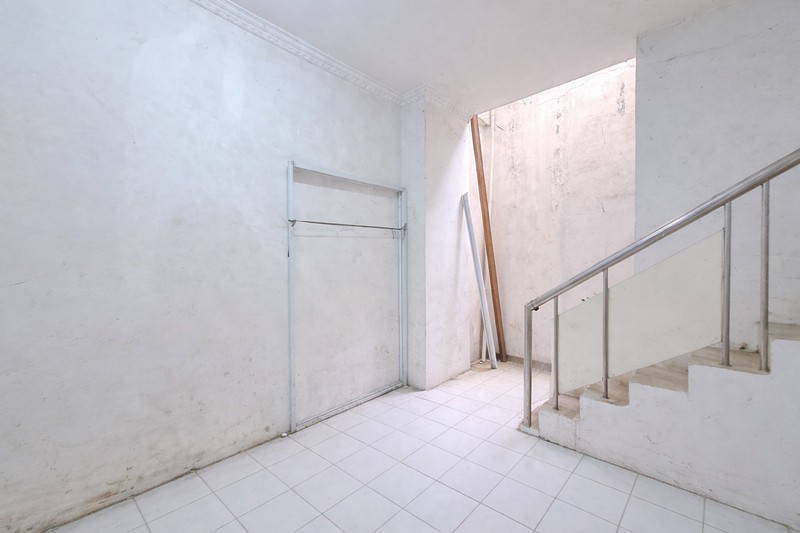 Ruko Strategis di Glodok Pinangsia - Dekat Kemenangan, Mangga Besar & Gajah Mada