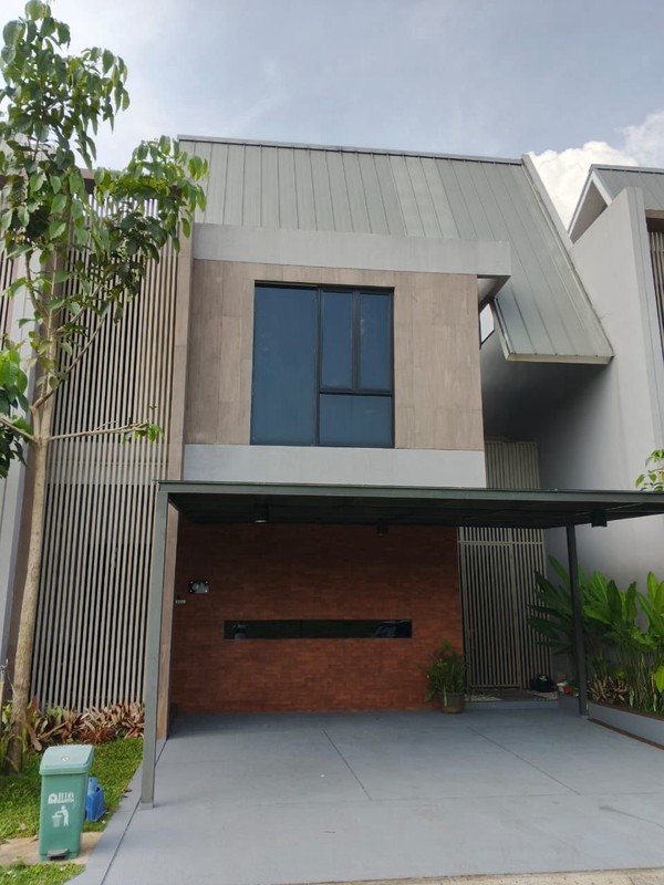 Rumah Bagus Semi Furnished di Telaga Kahuripan Bogor Dekat Tol Kayu Manis