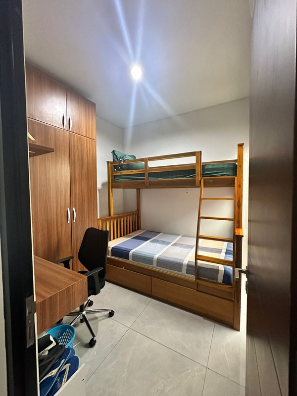 Rumah Bagus Semi Furnished di Telaga Kahuripan Bogor Dekat Tol Kayu Manis