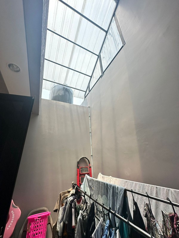 Rumah Bagus Semi Furnished di Telaga Kahuripan Bogor Dekat Tol Kayu Manis