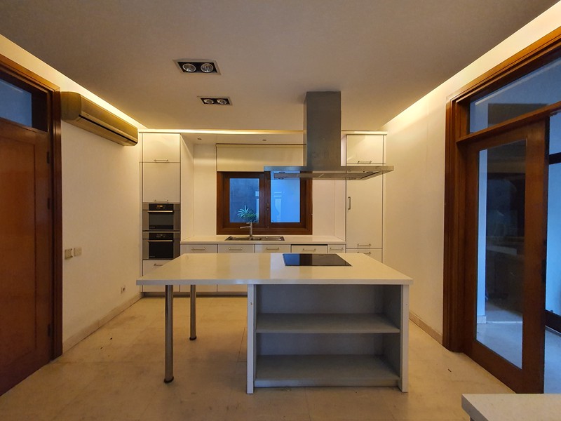 For rent Nice House in a Quite Area of SENOPATI