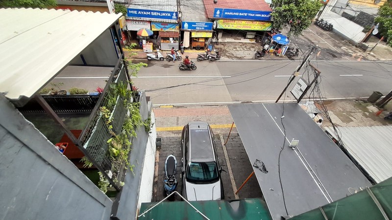Ruko 3,5 Lantai Disewakan/Dijual Lokasi Strategis di Tebet Jaksel