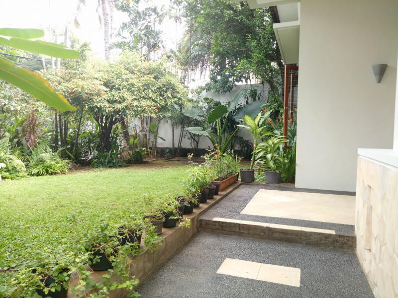 For rent Bright, Modern and Quite House in Senopati Area