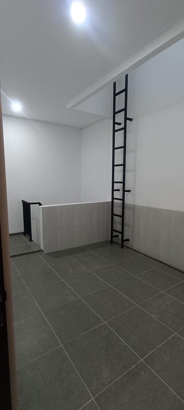 Rumah Bagus Di Jl Sutera Kirana, Cluster Sutera Kencana Alam Sutera