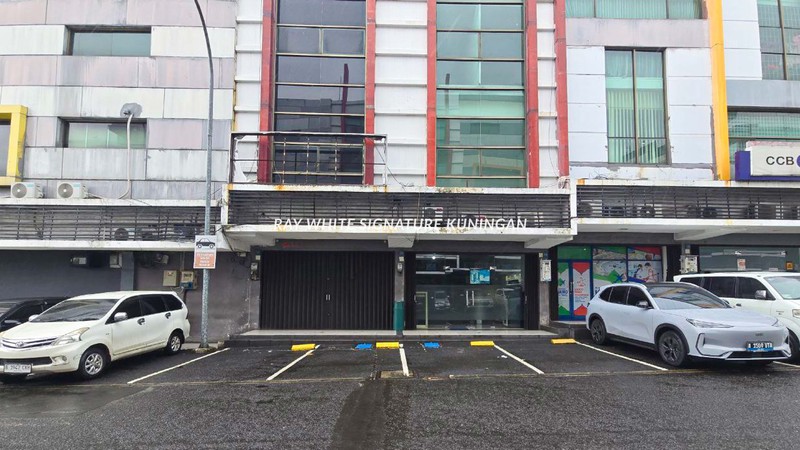 Ruko 3 Lantai Lokasi Prime di TangCity Mall - Cocok Kantor atau Usaha