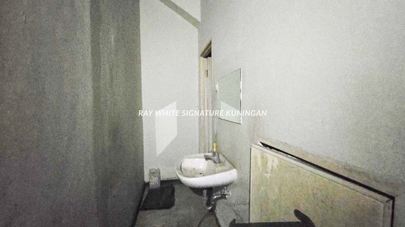 Ruko 3 Lantai Lokasi Prime di TangCity Mall - Cocok Kantor atau Usaha