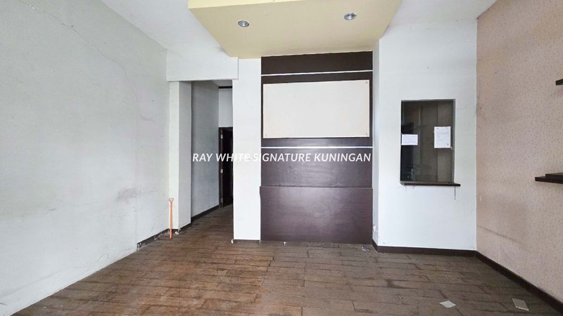 Ruko 3 Lantai Lokasi Prime di TangCity Mall - Cocok Kantor atau Usaha