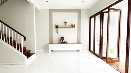 Rumah Bagus,dalam cluster,lingkungan bersih di Bintaro Jaya 9