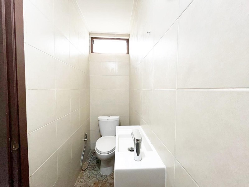 Rumah Bagus,dalam cluster,lingkungan bersih di Bintaro Jaya 9