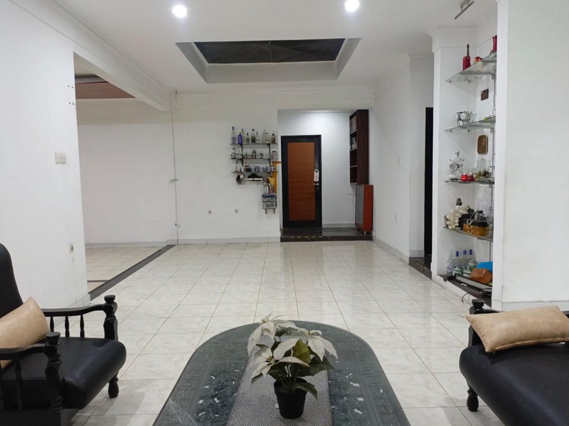 Rumah Bagus Di Jl Gaharu Cipete Jakarta Selatan