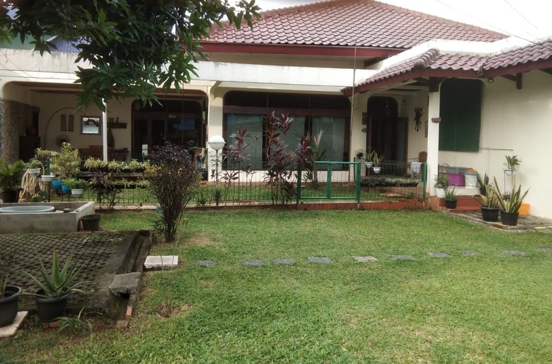 Dijual Rumah Lama Terawat Di Jakarta Selatan