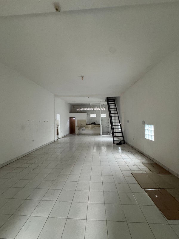 Ruko dan Gudang Besar Terjangkau di Kopo Permai